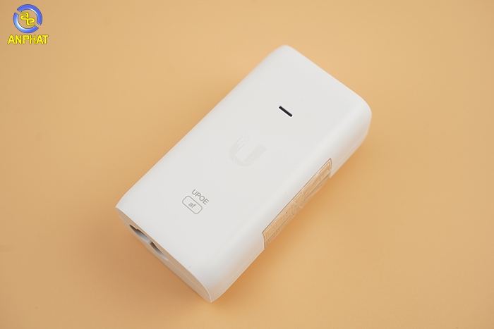 Bộ thu phát Ubiquiti UniFi UAP AC PRO 1750Mbps, 100 Use, Lan 1GB