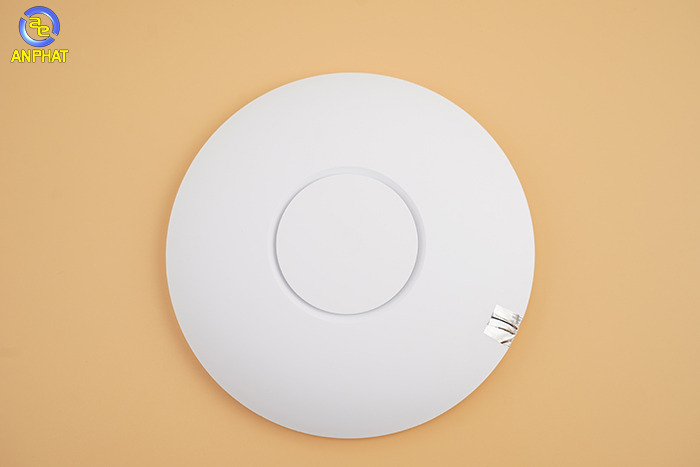 Bộ thu phát Ubiquiti UniFi UAP AC PRO 1750Mbps, 100 Use, Lan 1GB