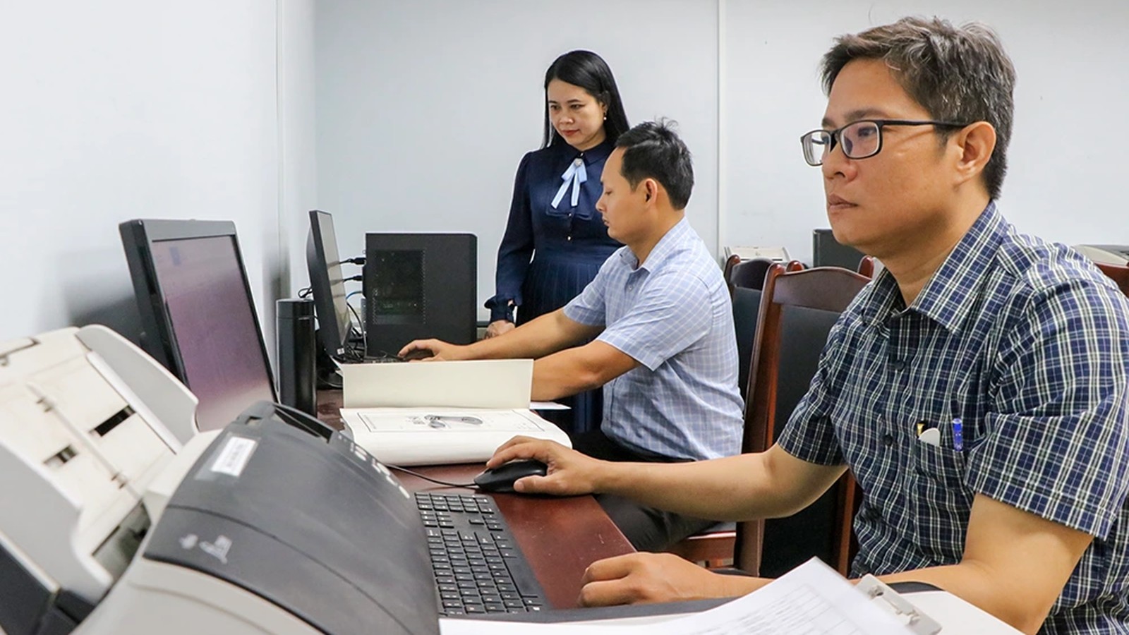 Hướng dẫn tách file và đặt tên hồ sơ tự động bằng mã vạch khi số hóa hàng loạt với máy scan Ricoh fi-8190