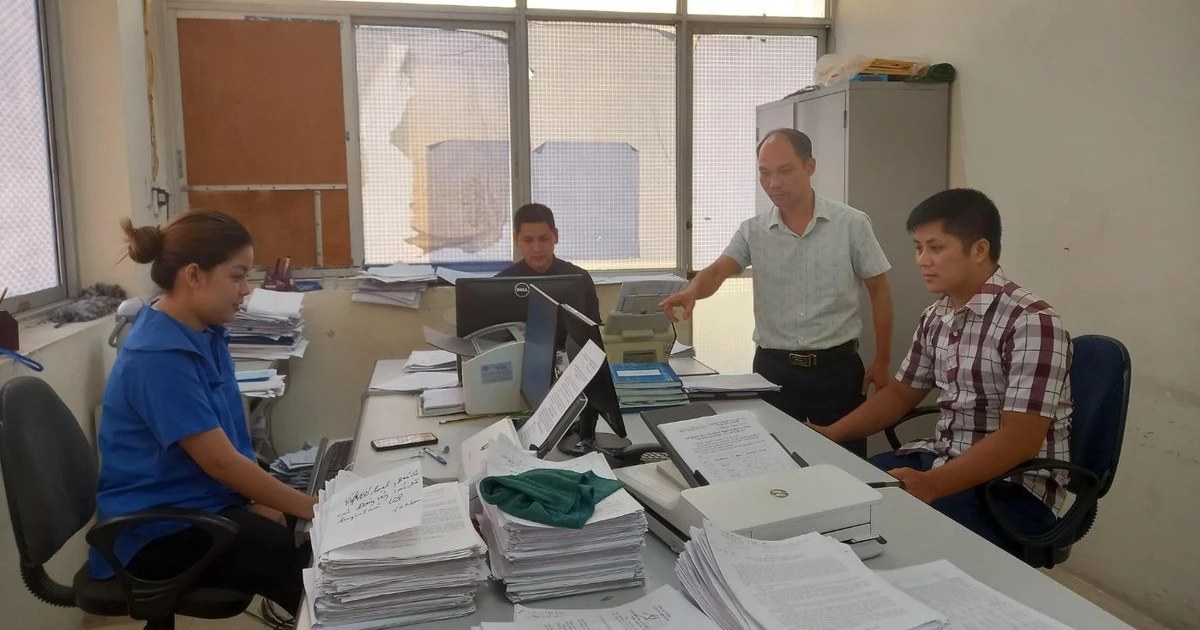 Quét và số hóa hồ sơ, tài liệu tại một đơn vị lưu trữ